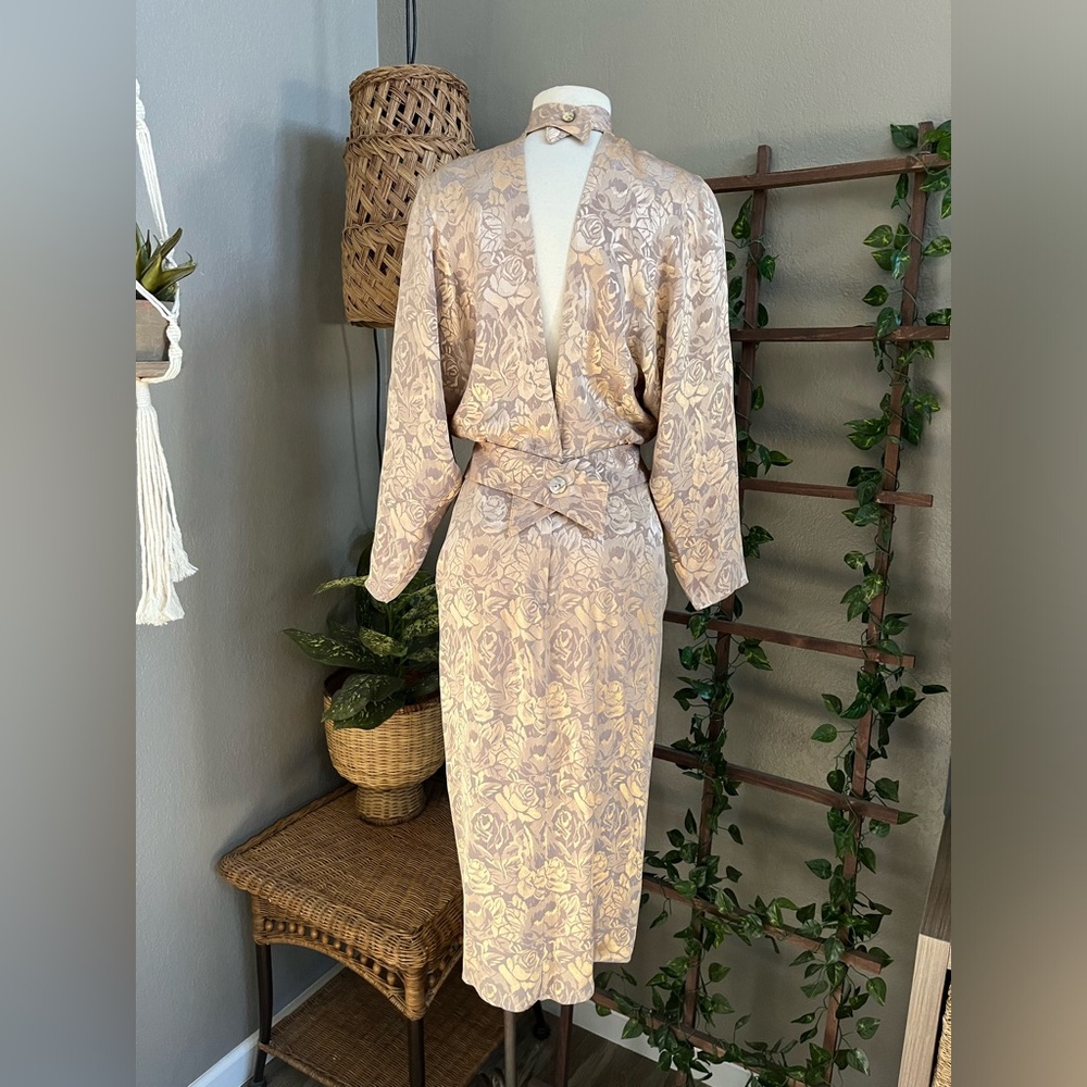 B.B. Collections by Barbara Barbara 80s VTG Metallic Satin Floral Midi Dress - Picture 10 of 15